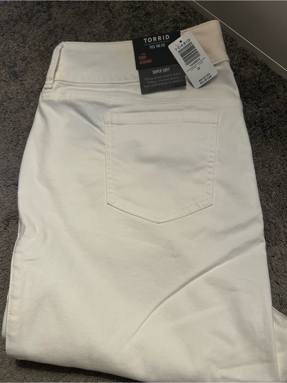 torrid White Super Soft Crop Jegging